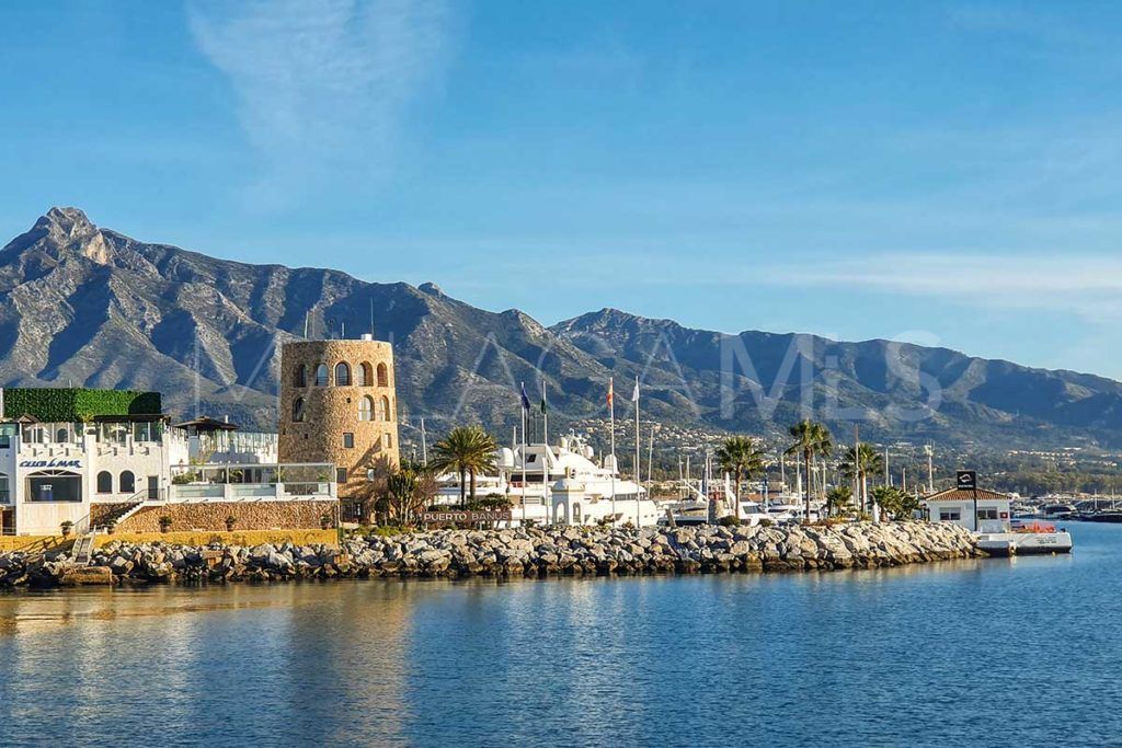 Einfamilienhaushälfte for sale in Marbella Goldene Meile