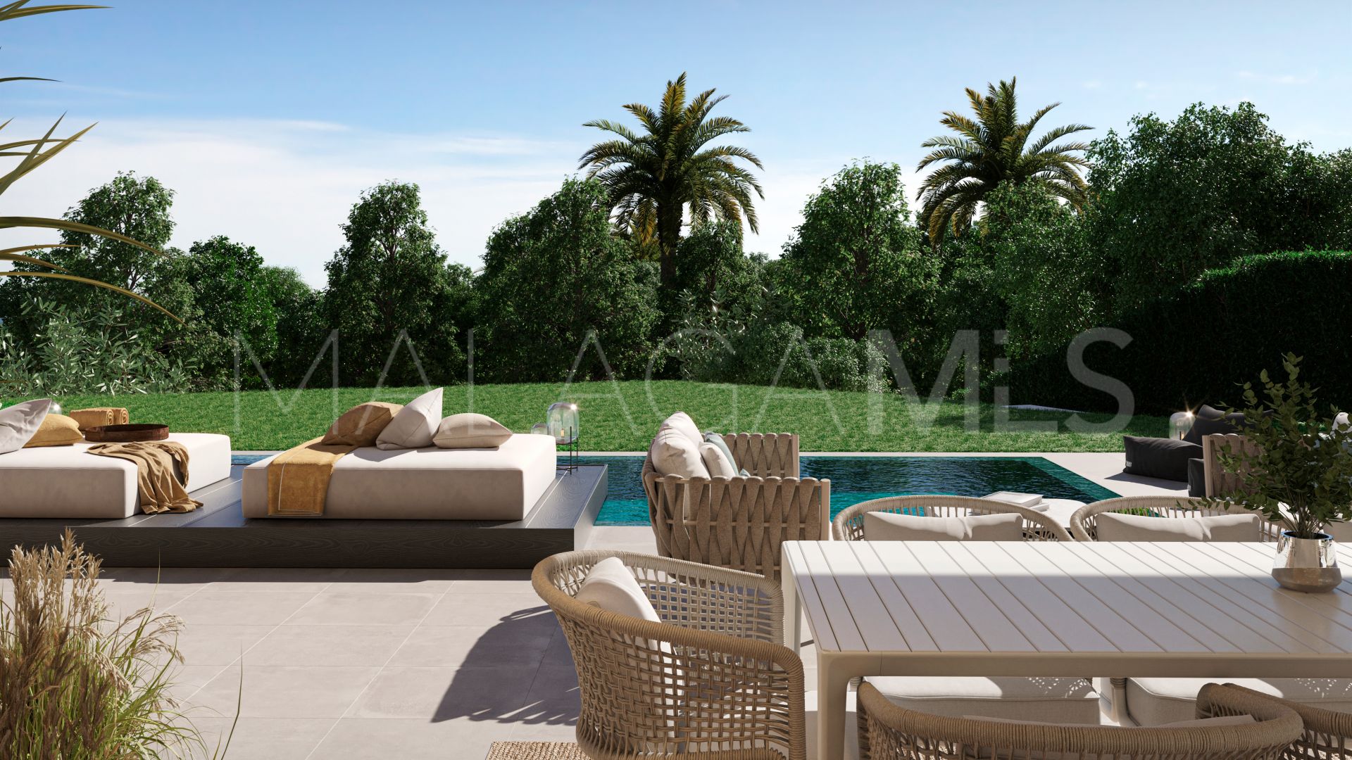 Villa for sale in Estepona