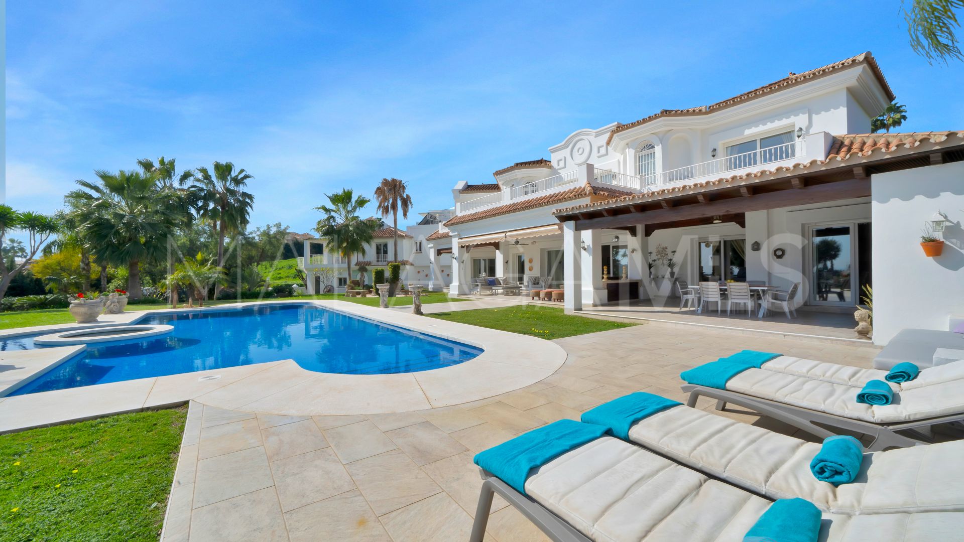 Villa with 7 bedrooms for sale in Nueva Andalucia