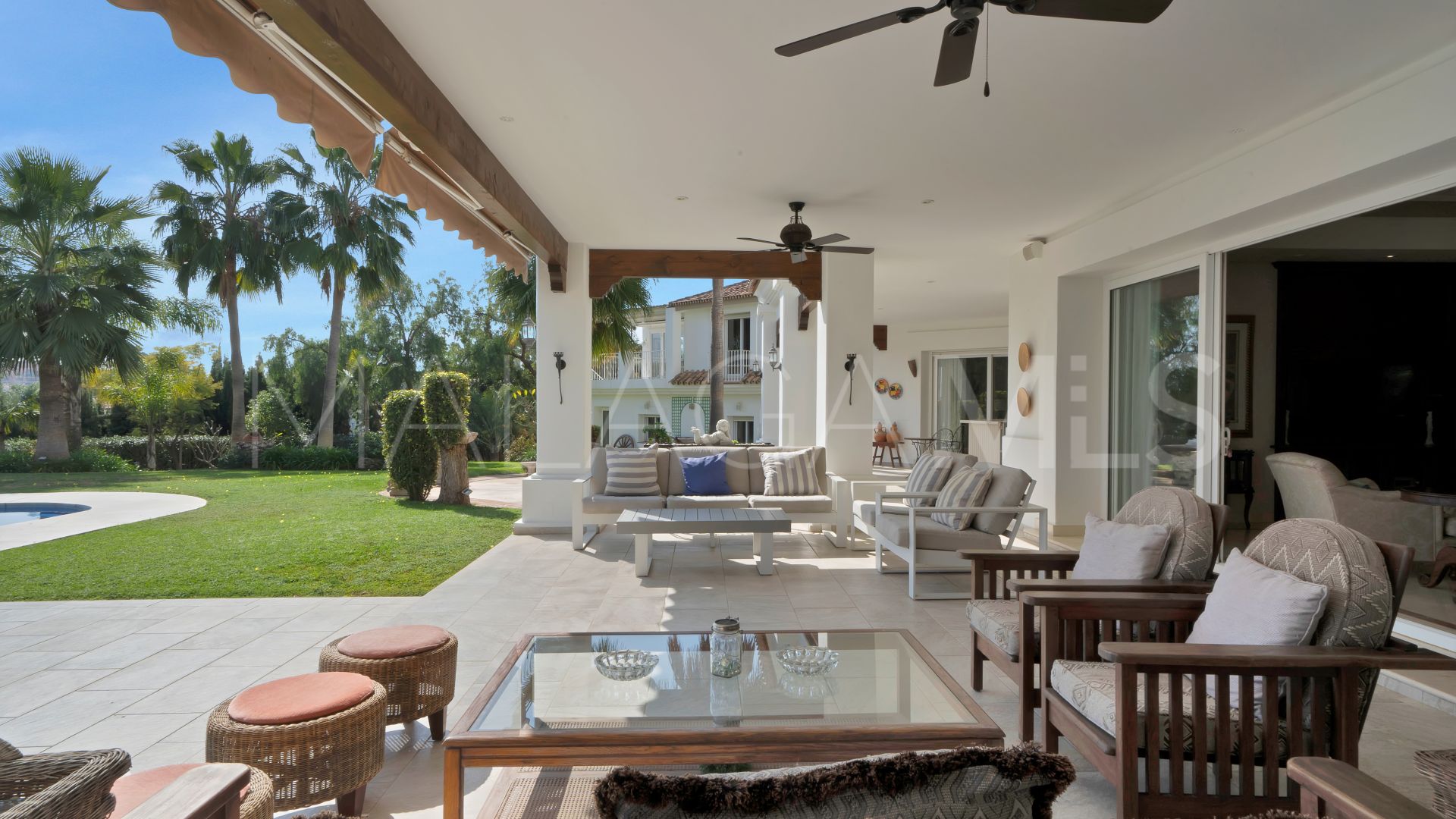 Villa with 7 bedrooms for sale in Nueva Andalucia