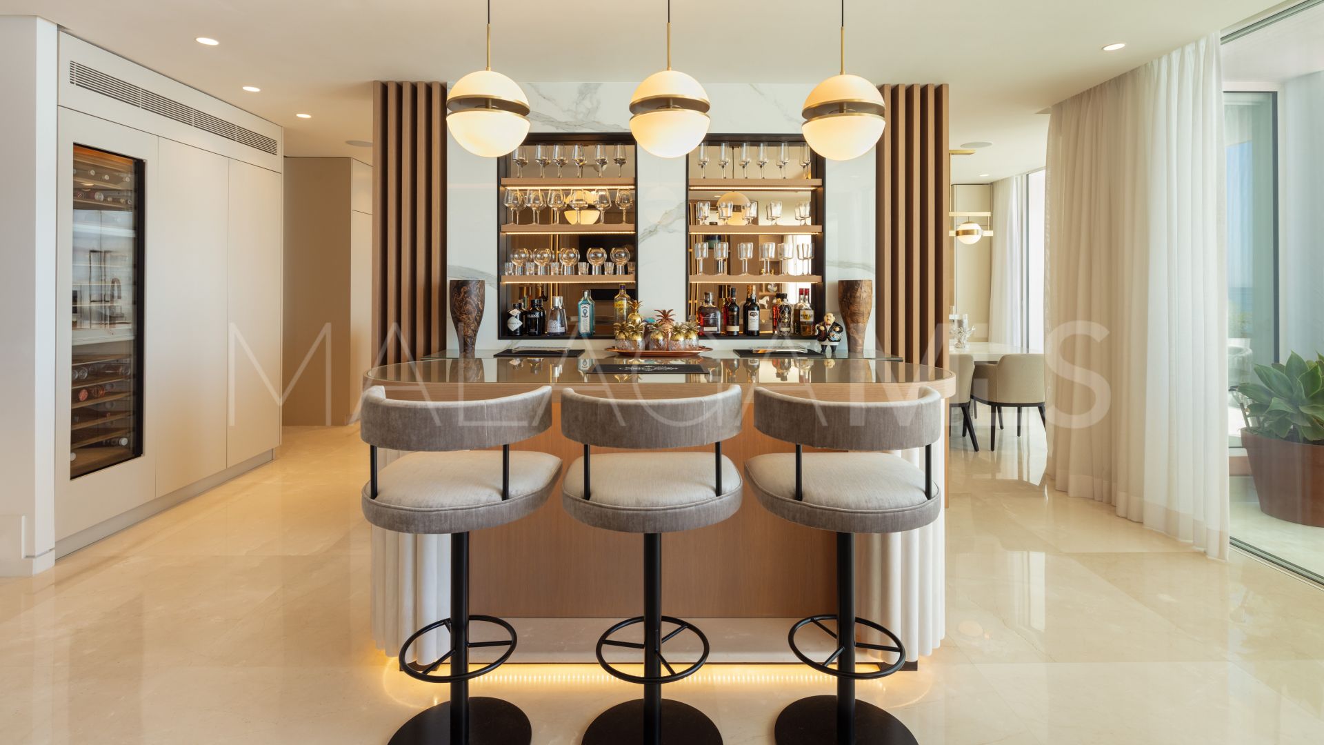 For sale Puente Romano 6 bedrooms duplex penthouse