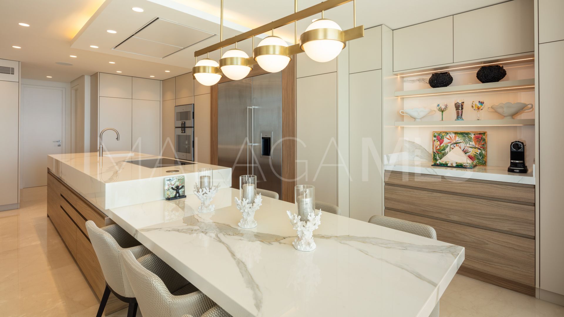 For sale Puente Romano 6 bedrooms duplex penthouse