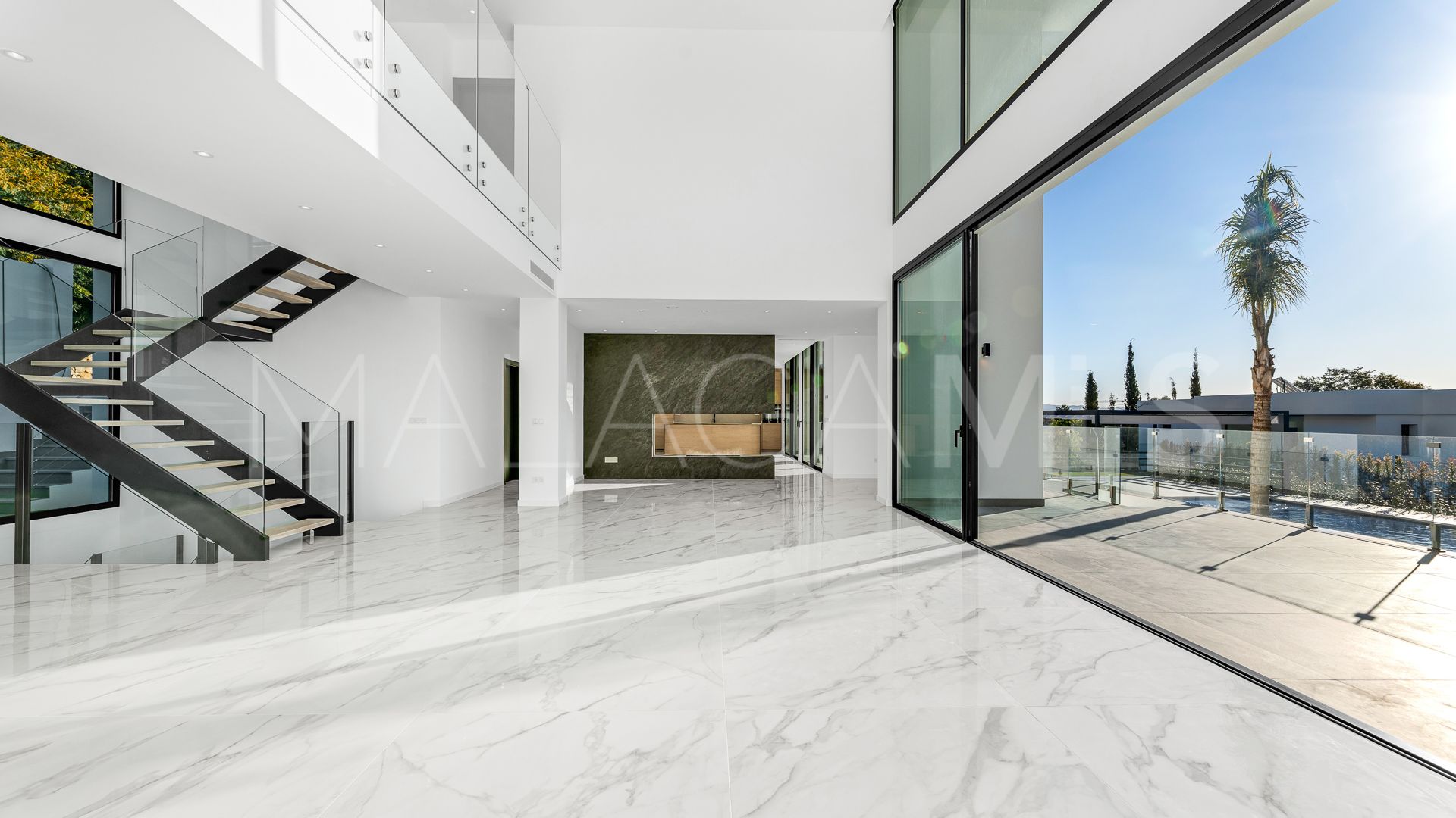 Villa for sale in Paraiso Alto