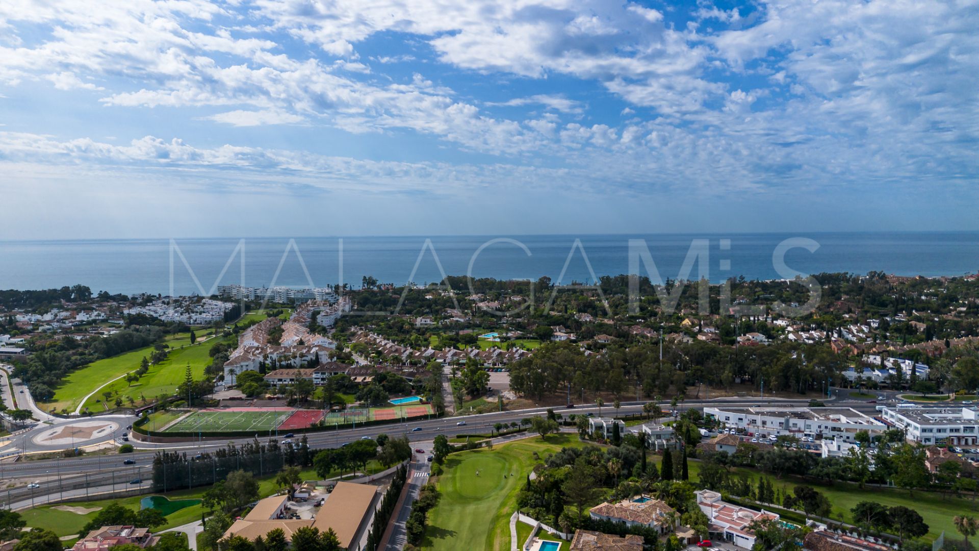 Villa for sale in Guadalmina Alta