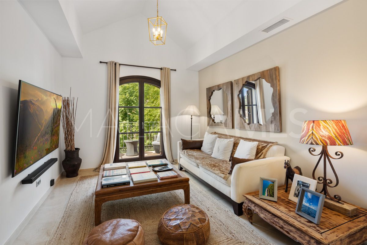 6 bedrooms El Madroñal villa for sale