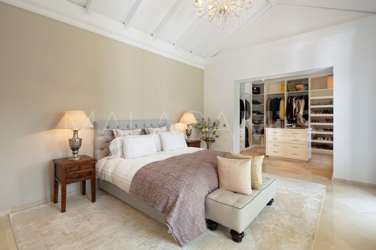 6 bedrooms El Madroñal villa for sale