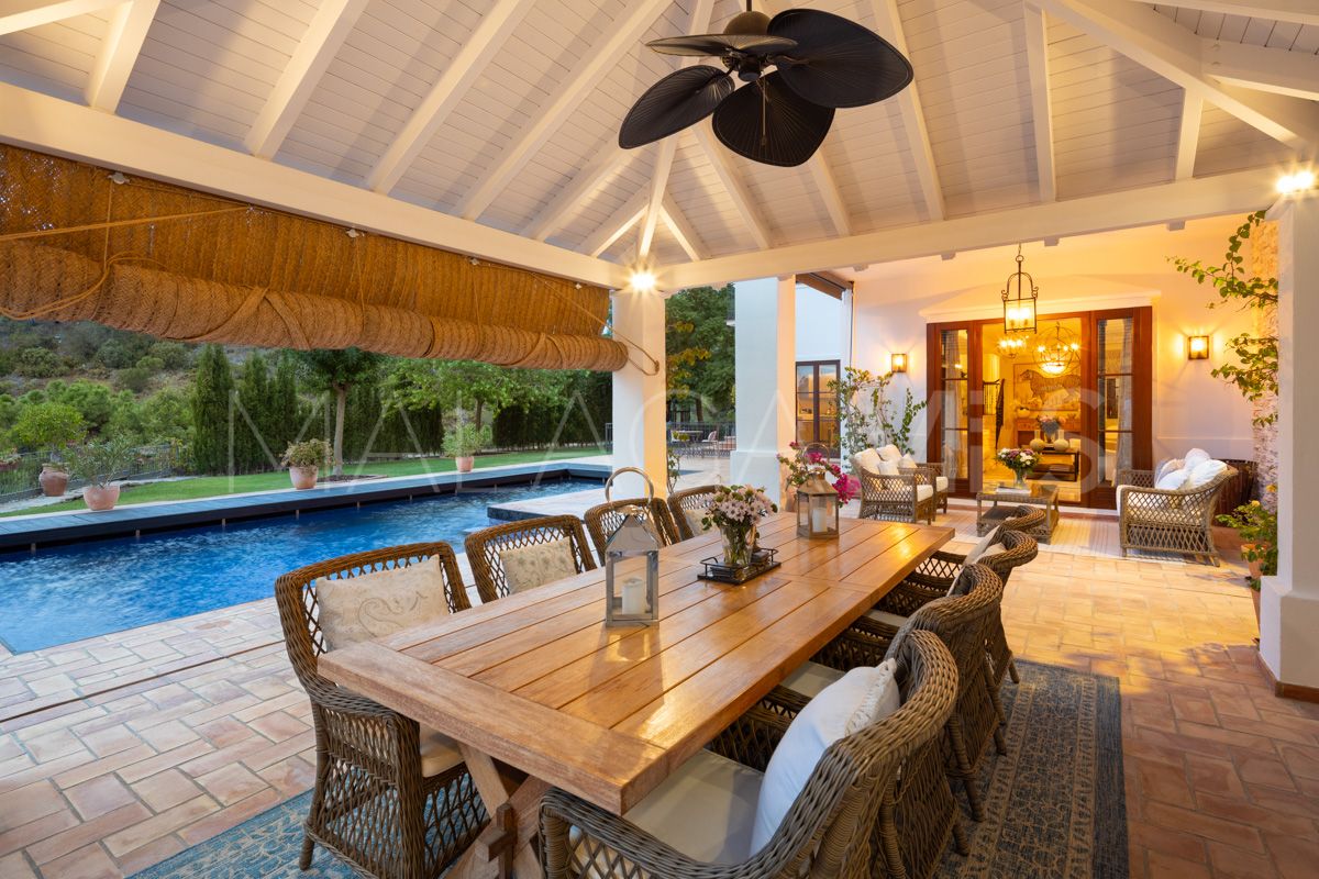 6 bedrooms El Madroñal villa for sale