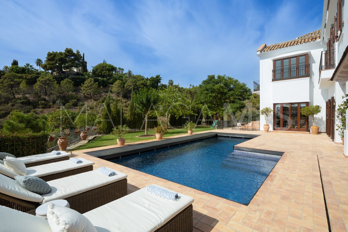 6 bedrooms El Madroñal villa for sale