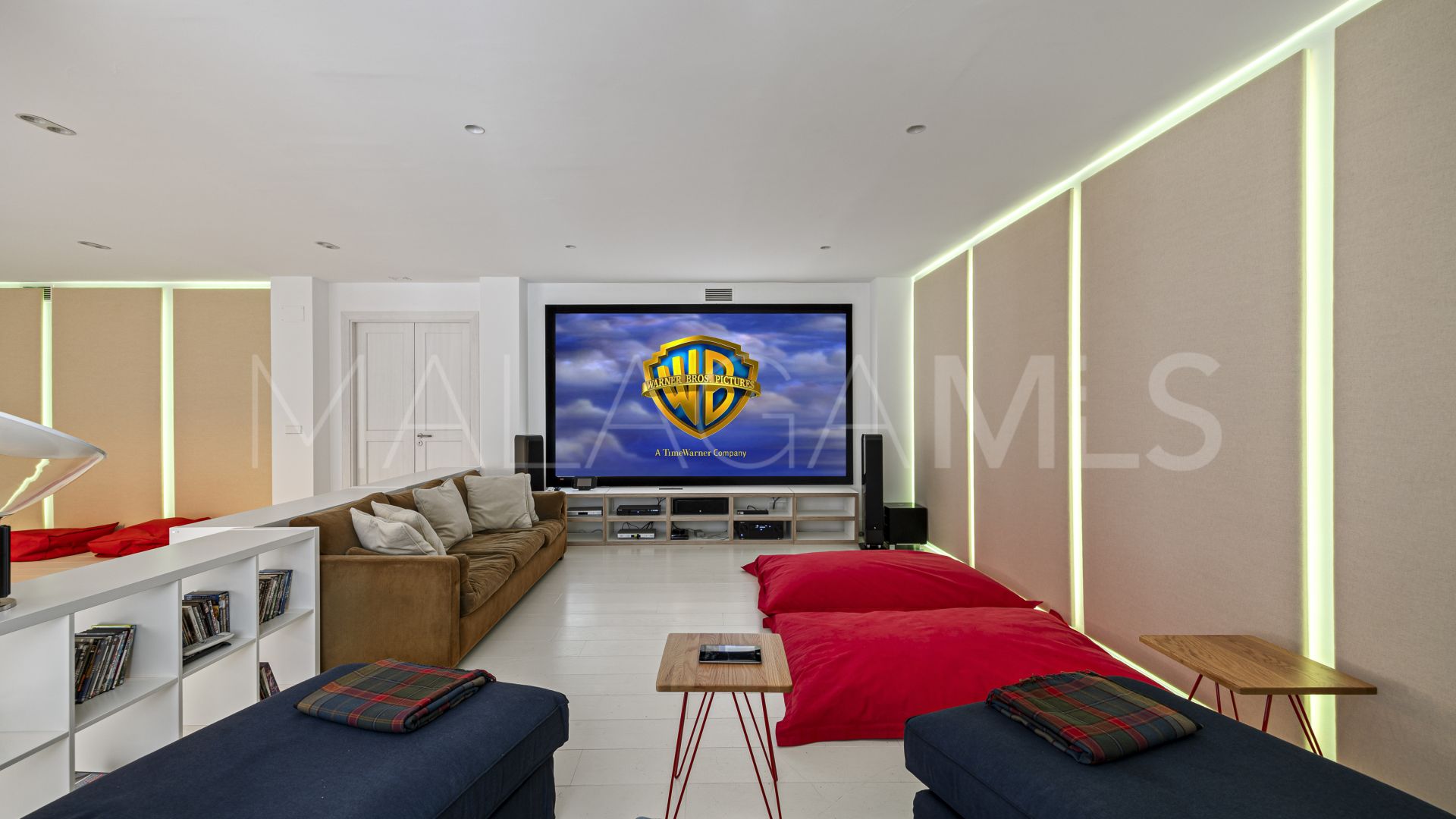 Buy villa de 5 bedrooms in Monte Mayor