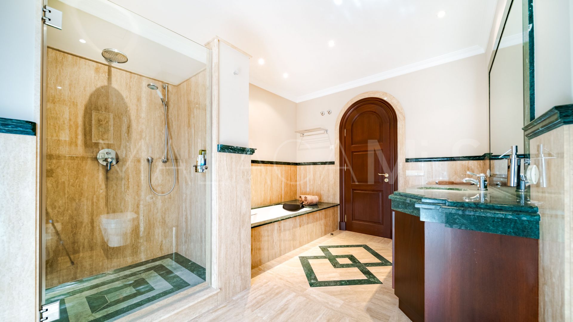 Guadalmina Baja, villa for sale de 8 bedrooms