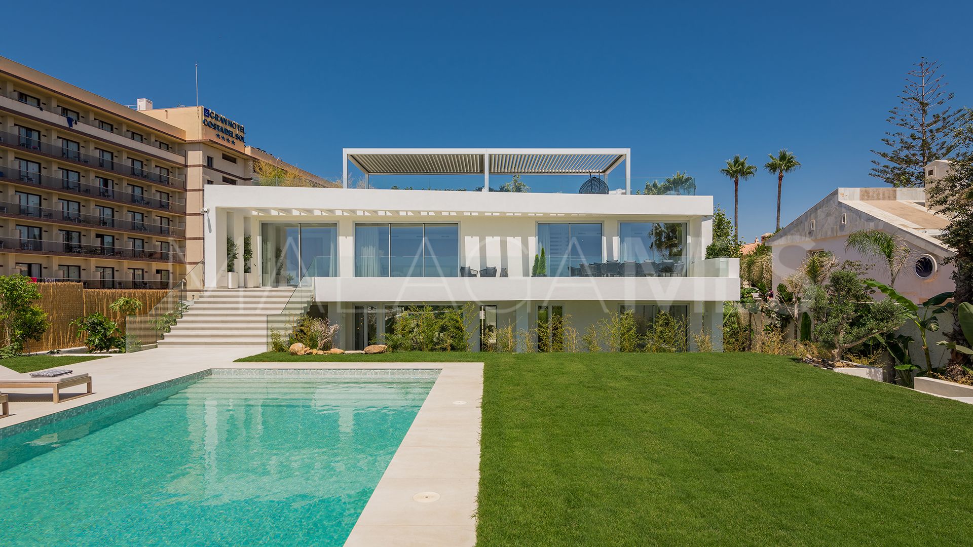 Villa for sale in Mijas Costa