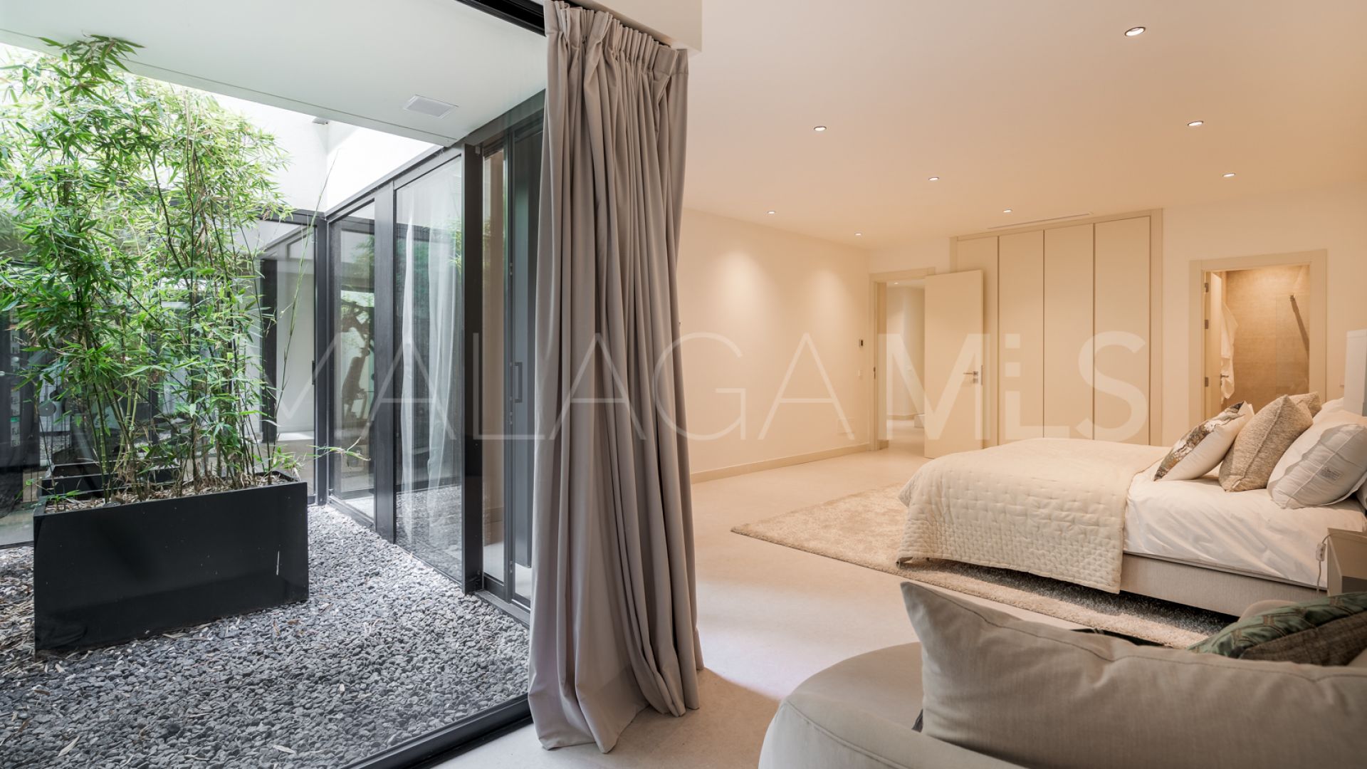 For sale villa in Rocio de Nagüeles