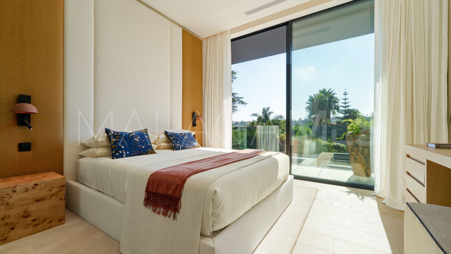 6 bedrooms Parcelas del Golf villa for sale