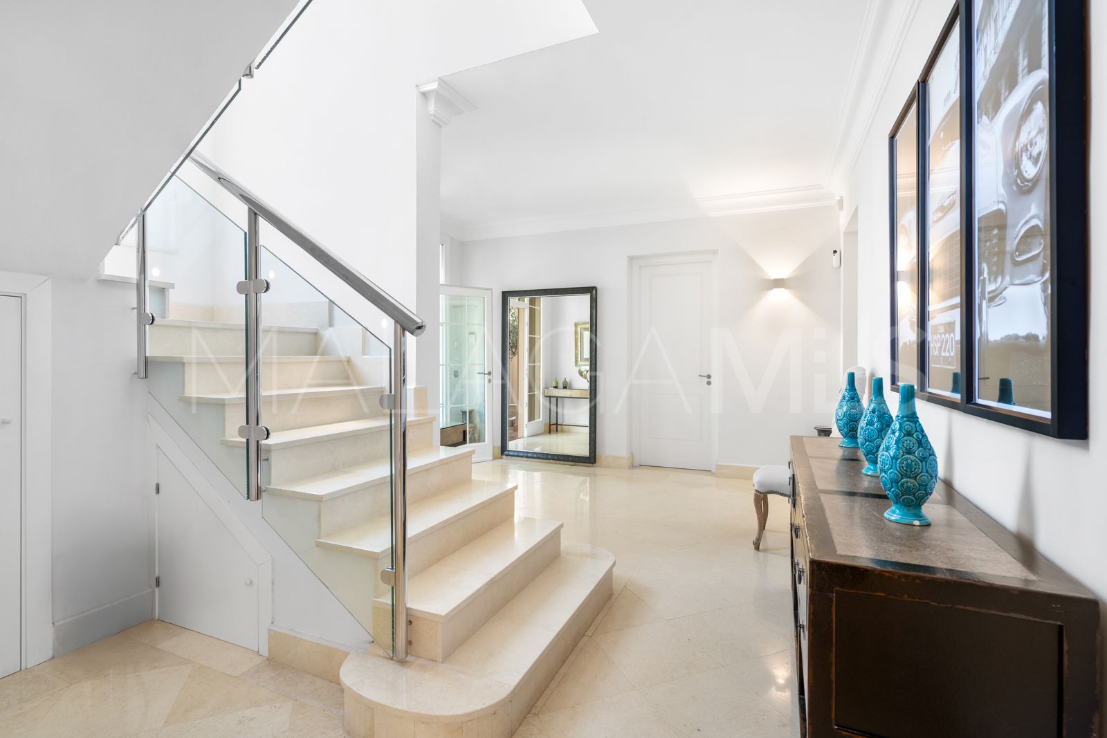 Villa for sale in Nagüeles