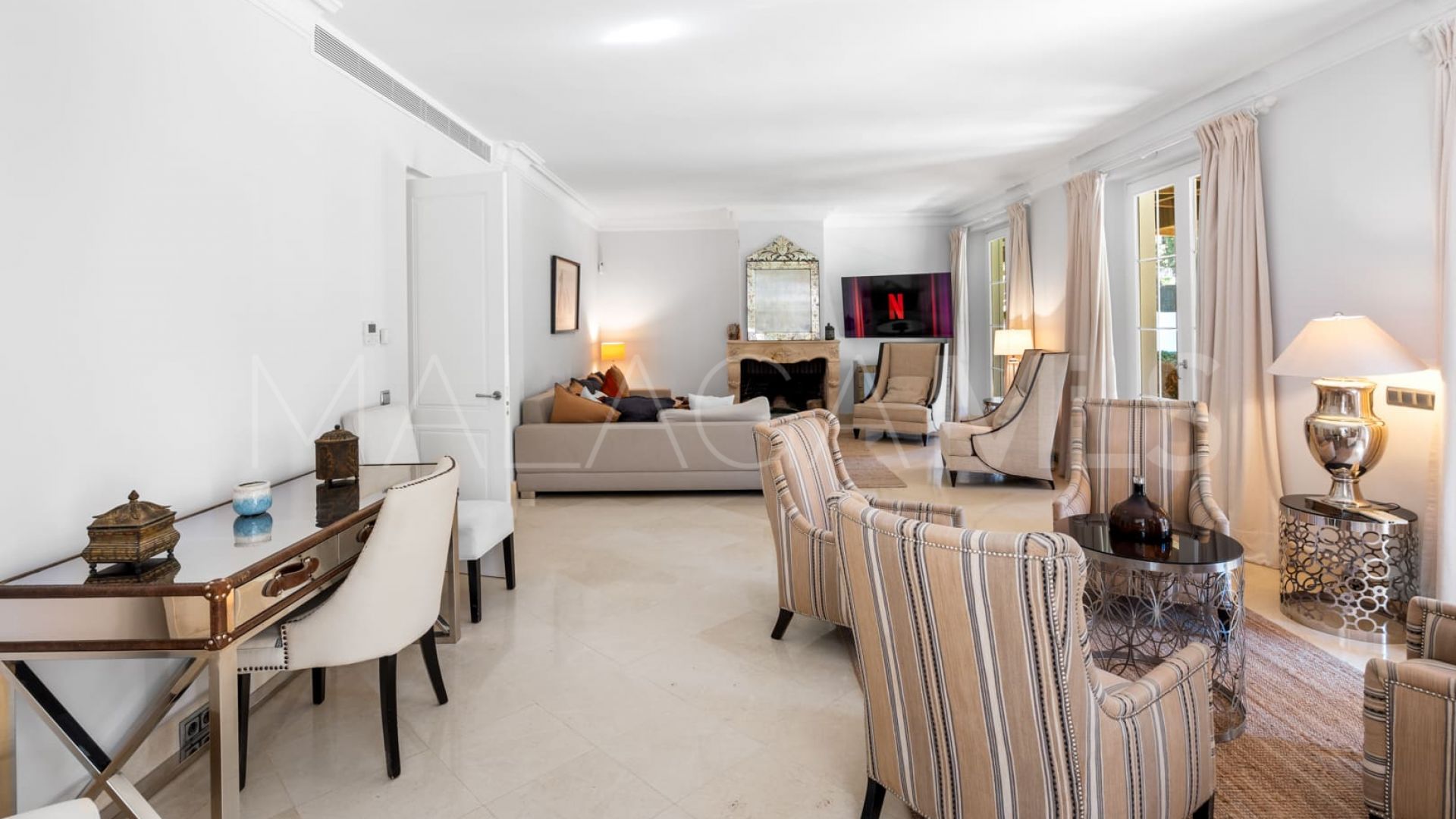 Villa for sale in Nagüeles