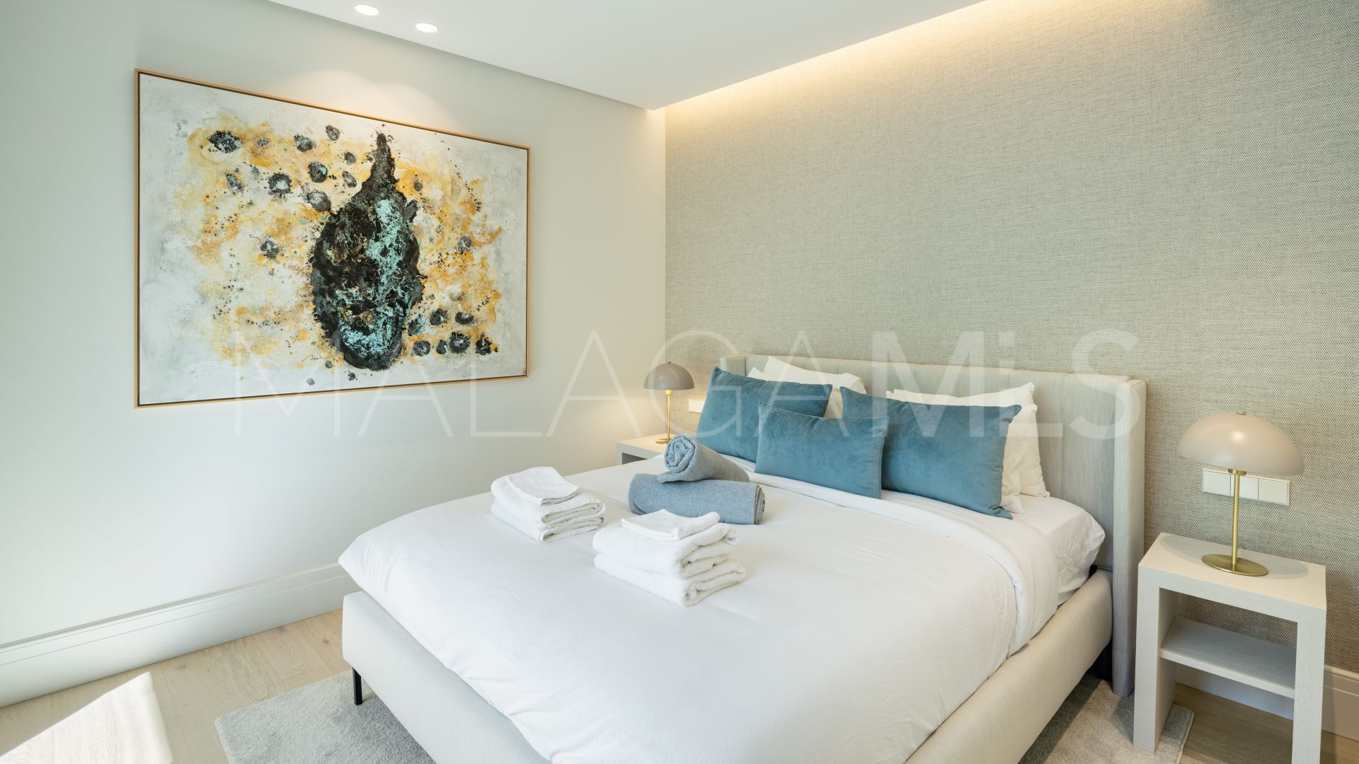 Villa for sale in Monte Halcones