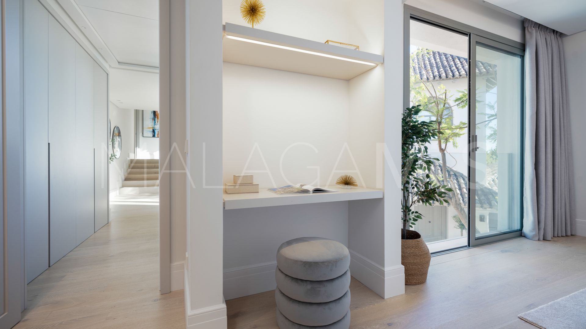 Monte Halcones, villa de 7 bedrooms for sale