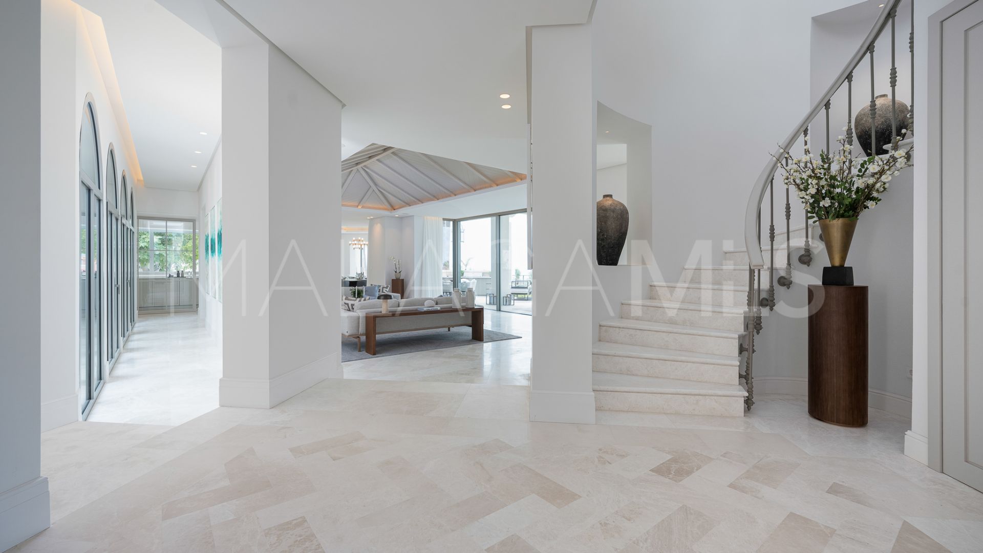 Monte Halcones, villa de 7 bedrooms for sale
