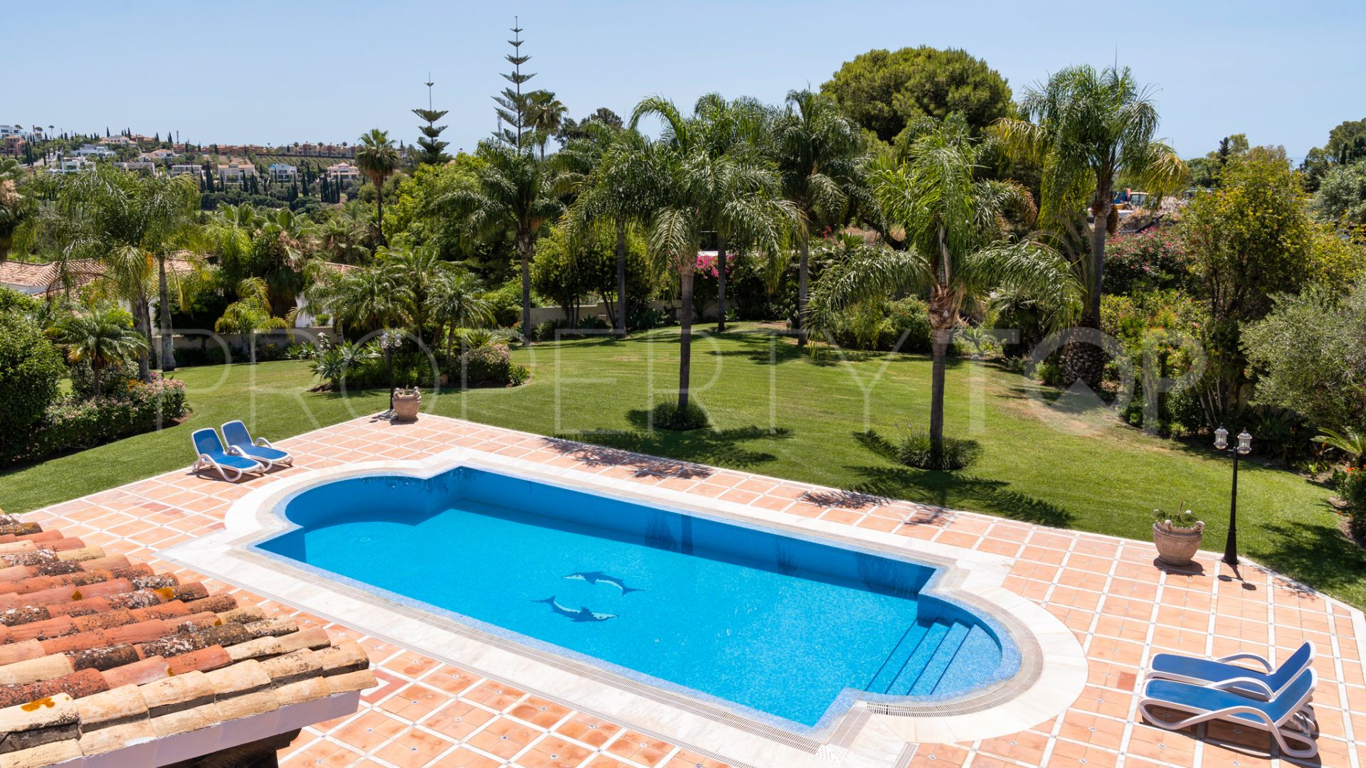 For sale villa with 8 bedrooms in Cancelada