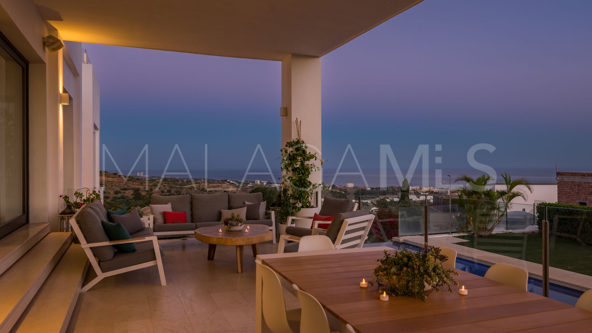 Los Altos de los Monteros villa for sale