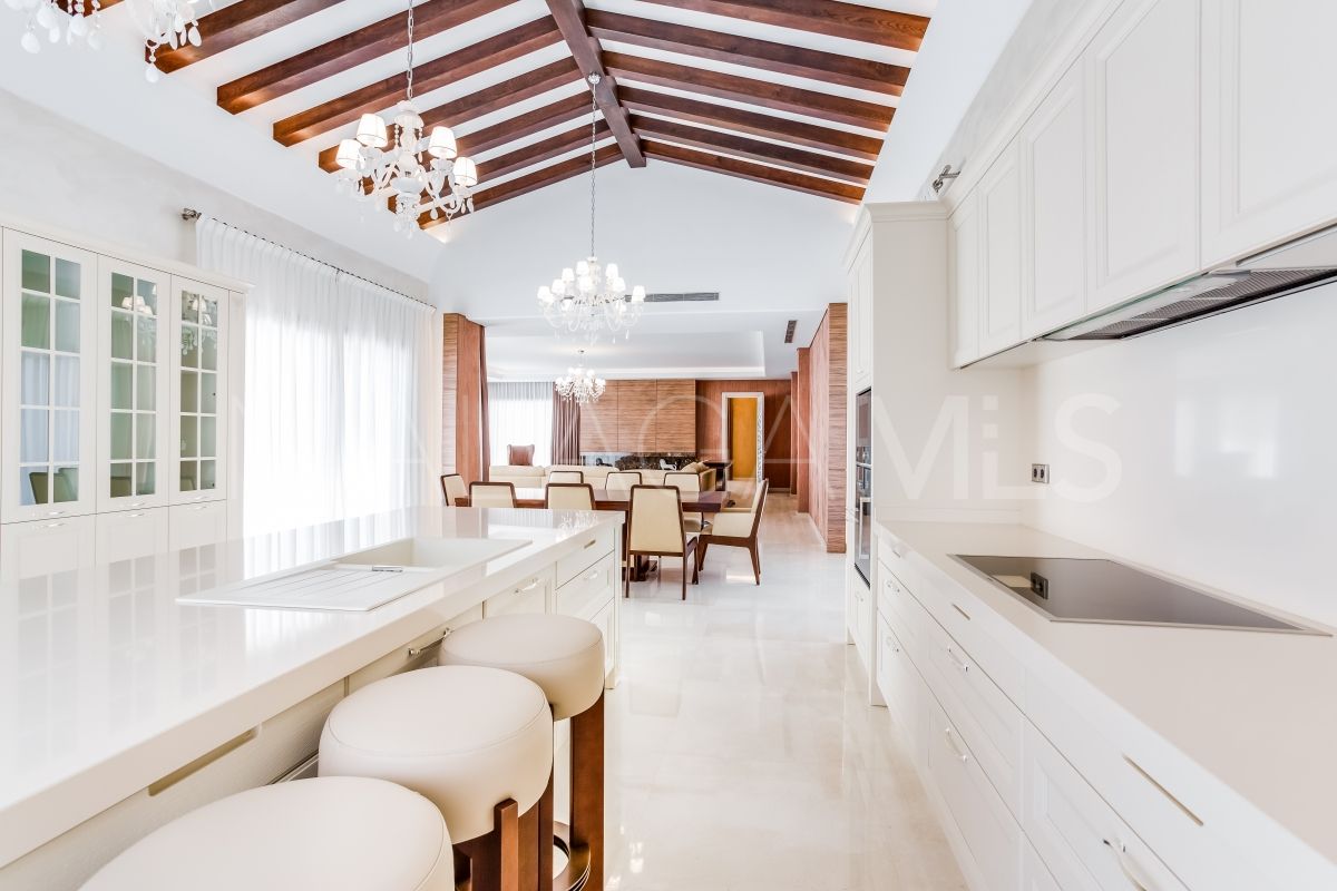 Nueva Andalucia, villa with 6 bedrooms for sale