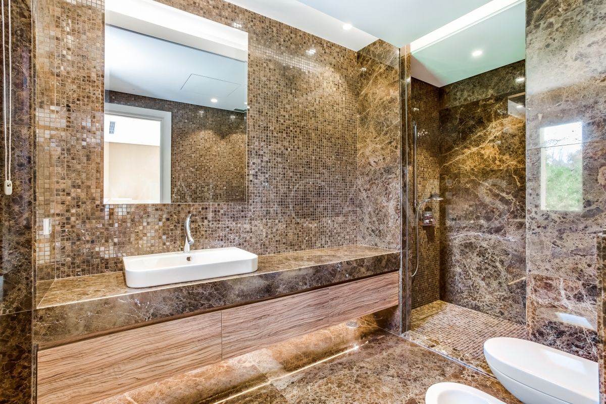 Nueva Andalucia, villa with 6 bedrooms for sale