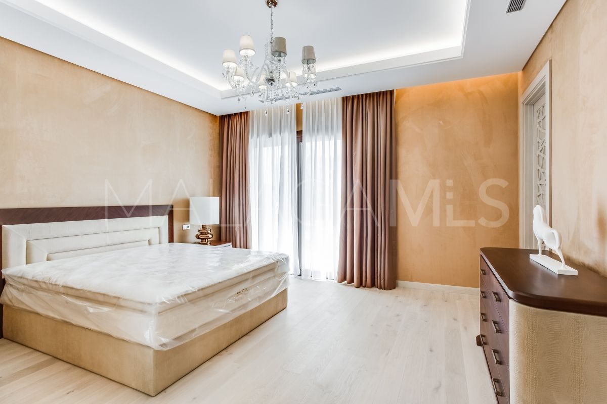 Nueva Andalucia, villa with 6 bedrooms for sale