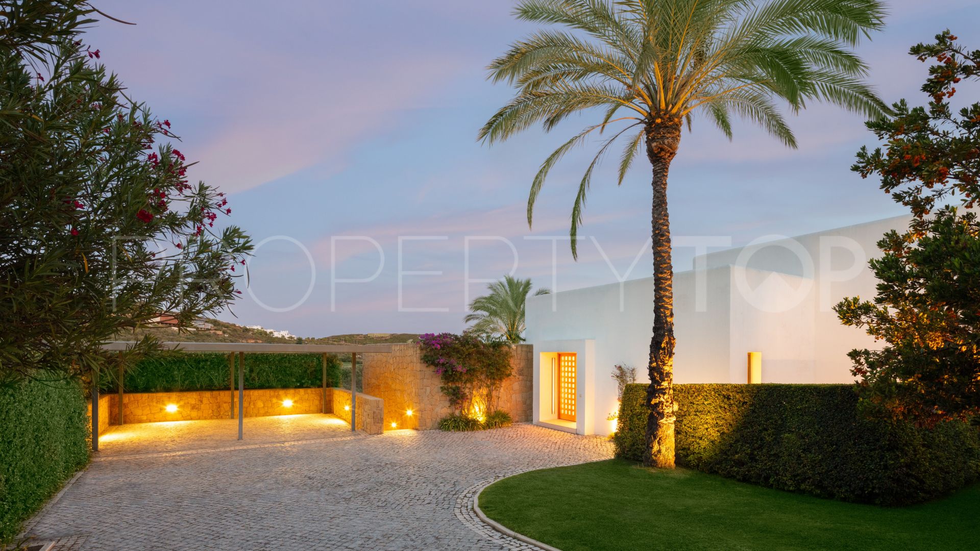 For sale Finca Cortesin villa with 6 bedrooms