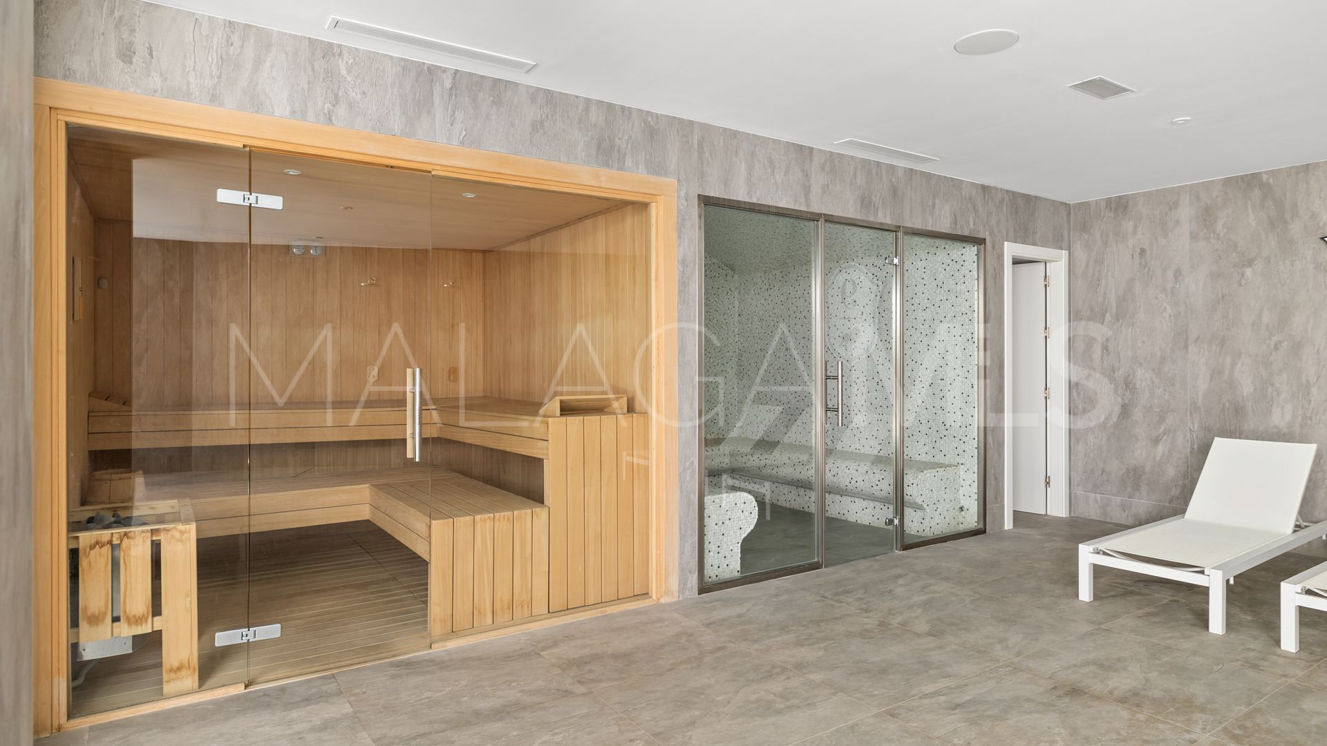 Lägenhet for sale in 9 Lions Residences