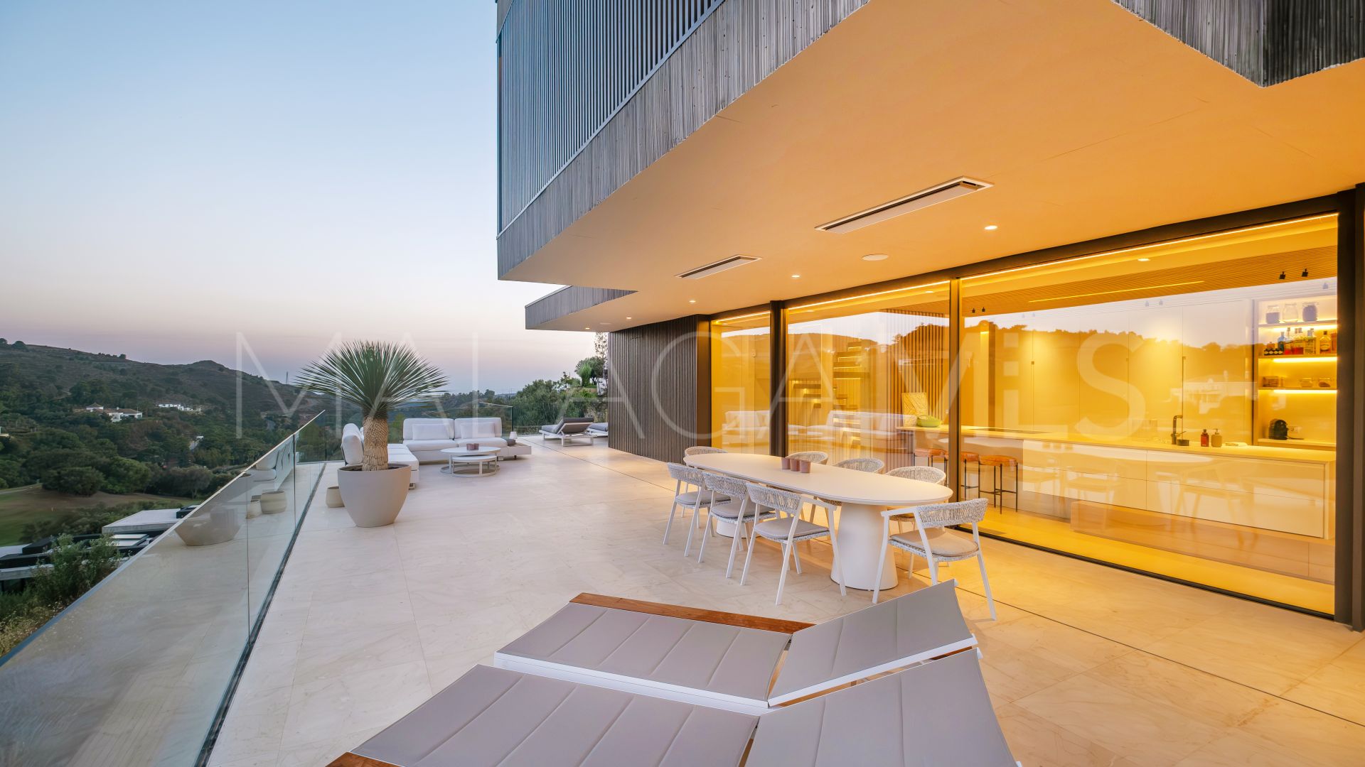 For sale Marbella Club Golf Resort 6 bedrooms villa