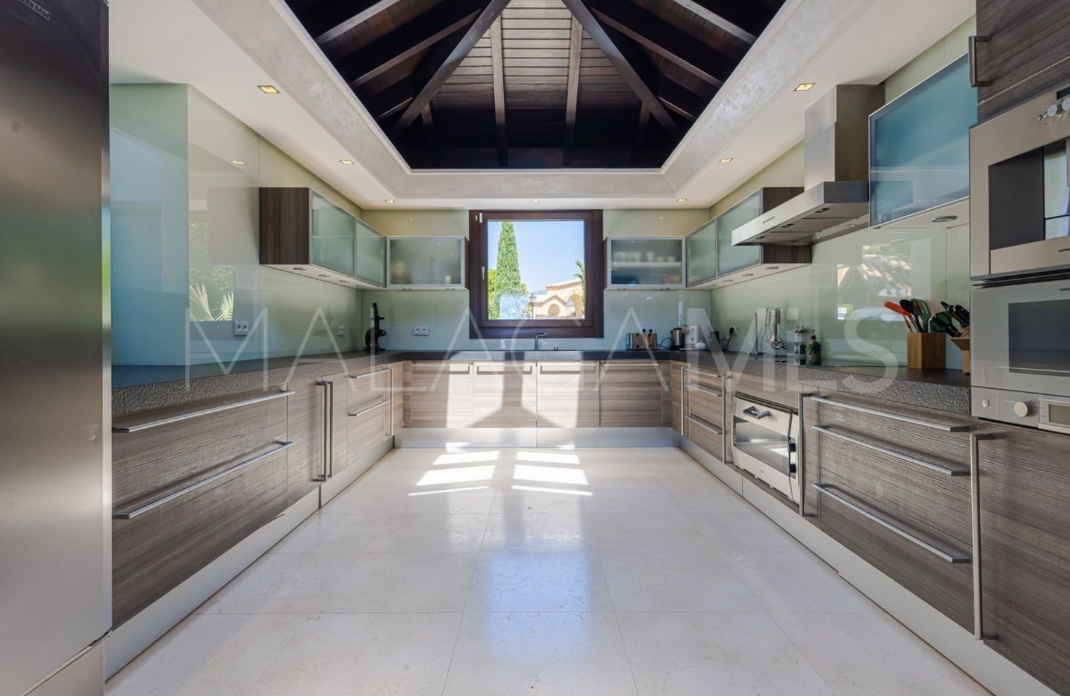 For sale 5 bedrooms villa in Los Flamingos