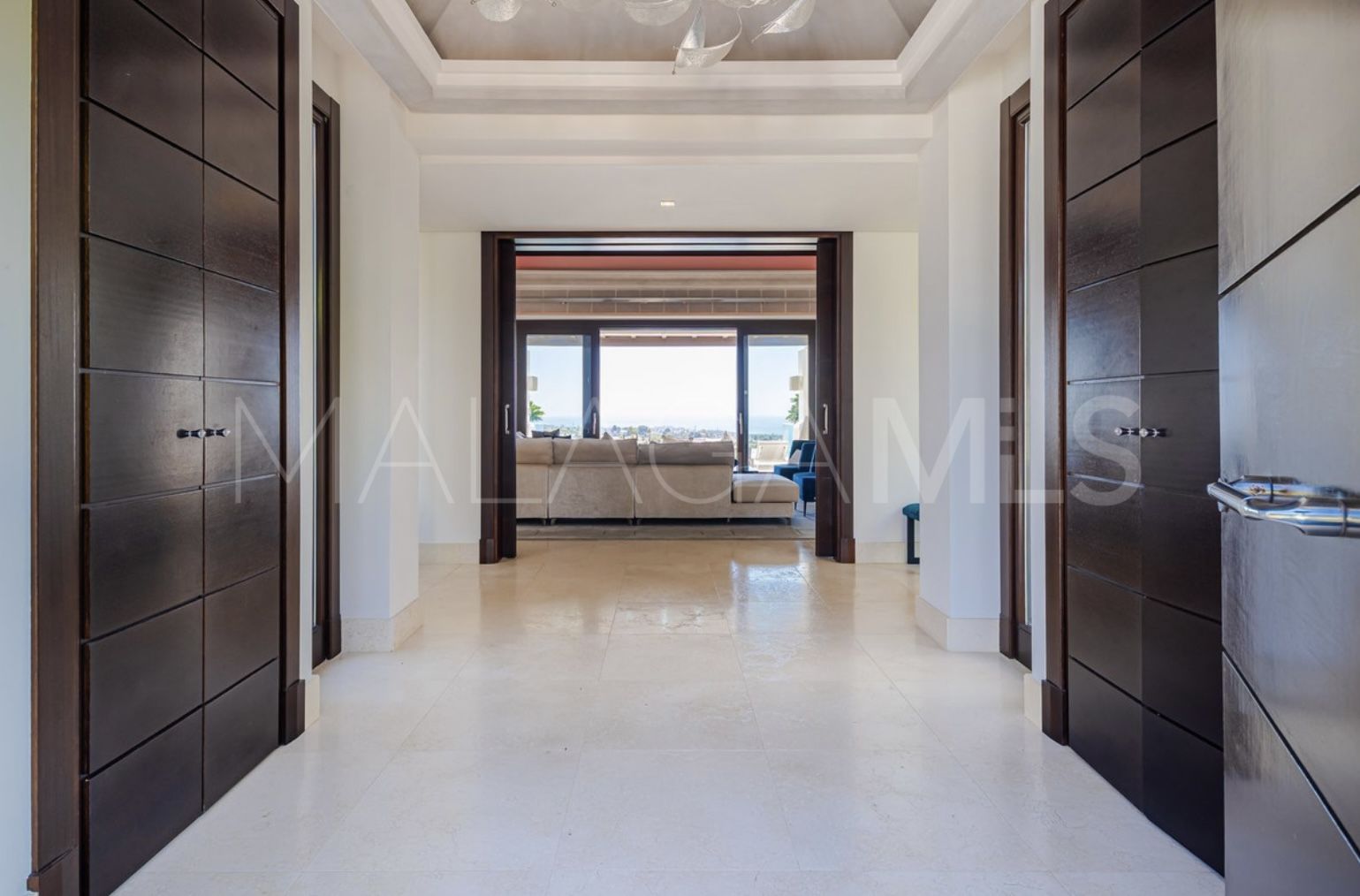 For sale 5 bedrooms villa in Los Flamingos