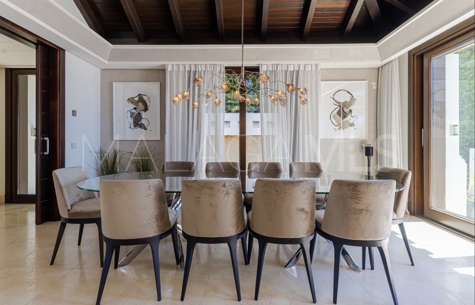 For sale 5 bedrooms villa in Los Flamingos