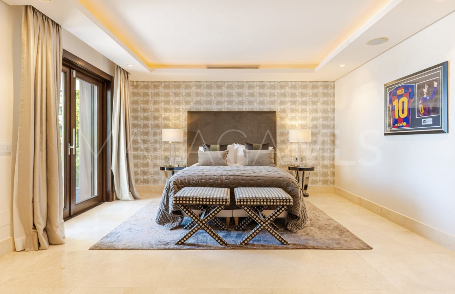 For sale 5 bedrooms villa in Los Flamingos