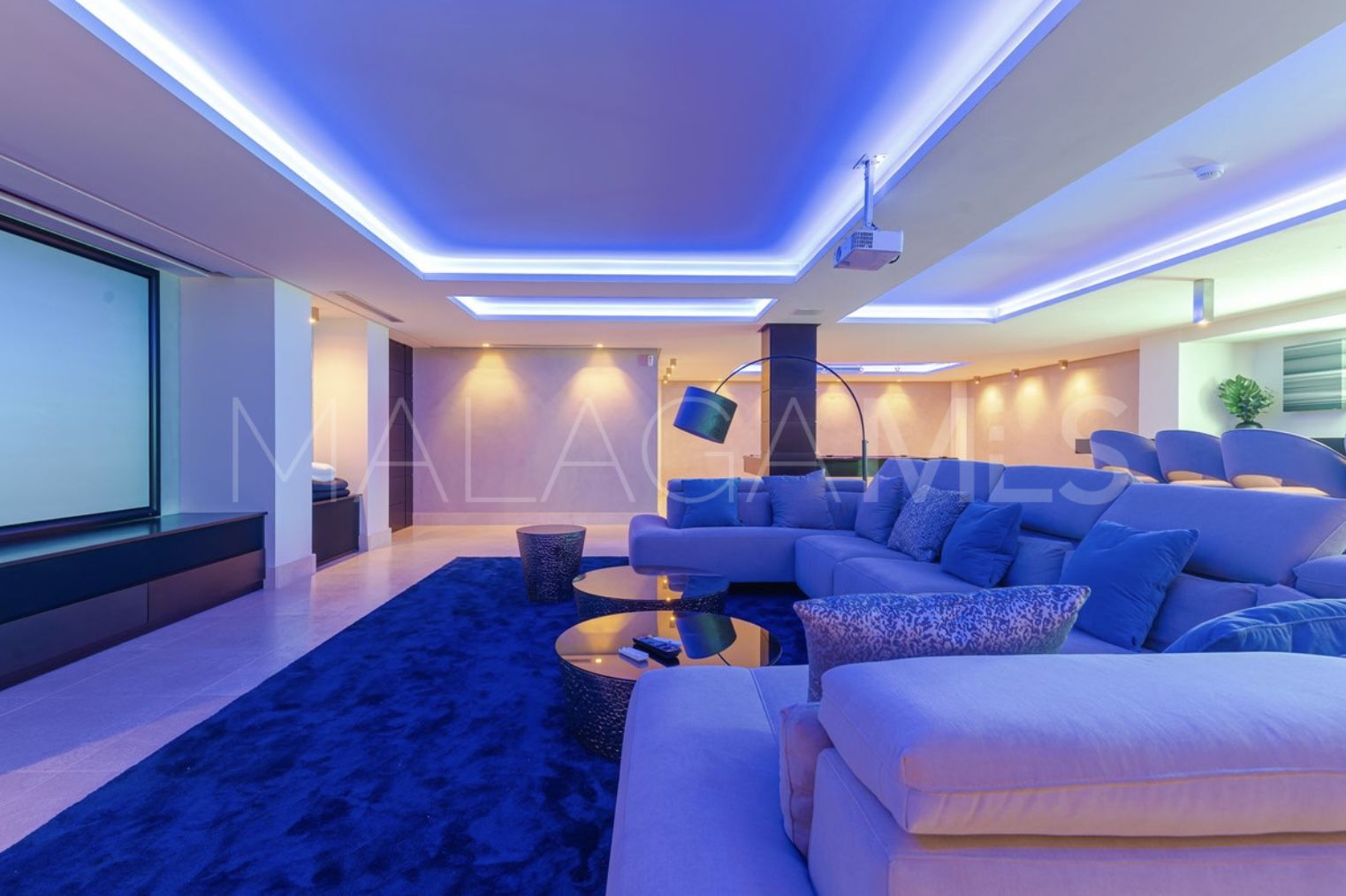 For sale 5 bedrooms villa in Los Flamingos