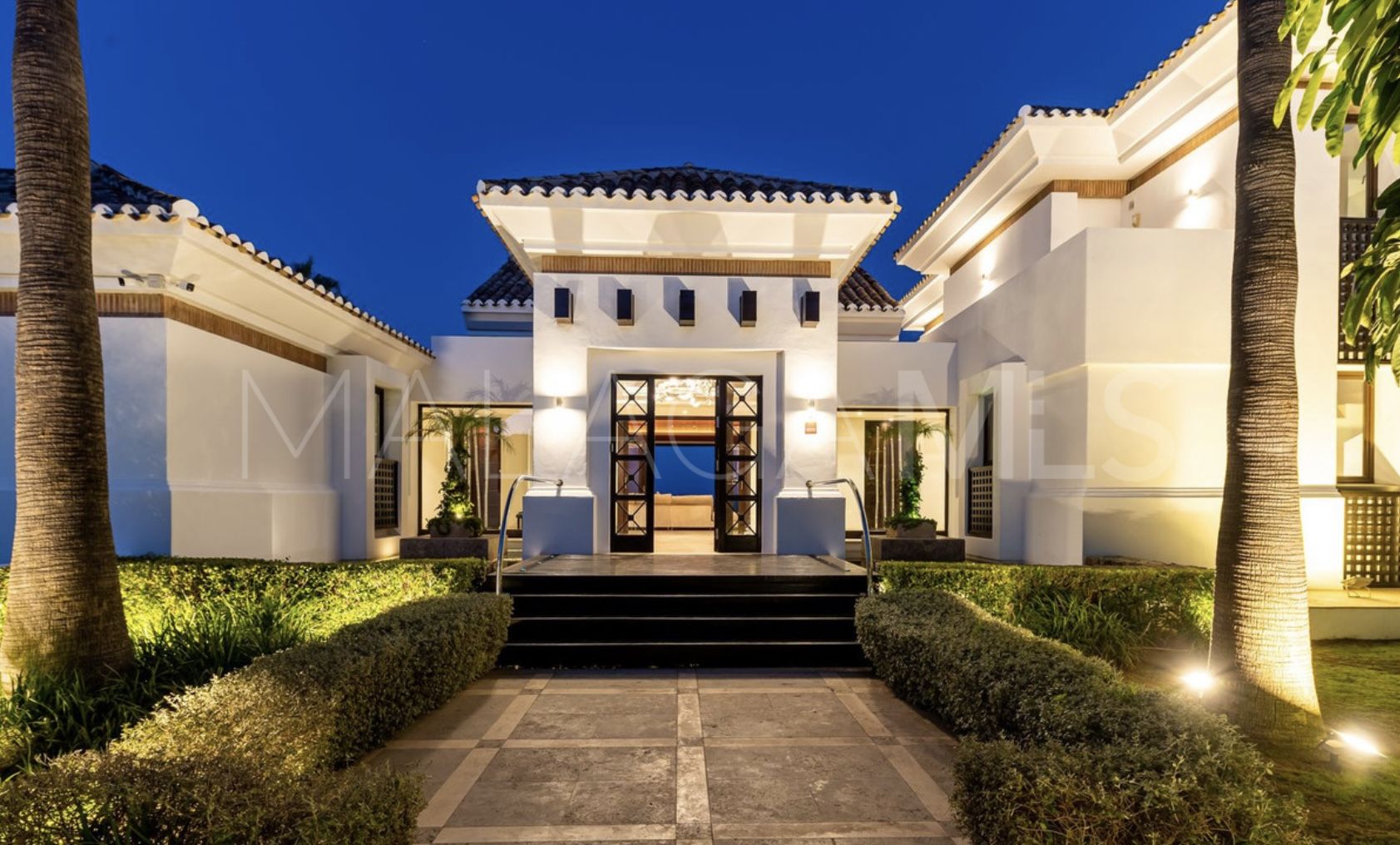 For sale 5 bedrooms villa in Los Flamingos