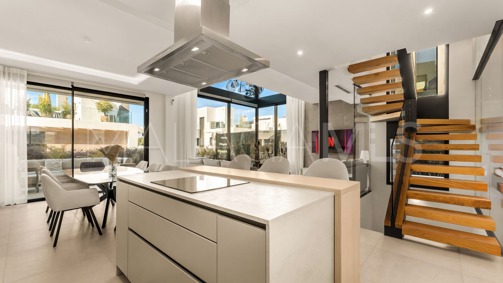 Semi detached house with 5 bedrooms for sale in Rio Real