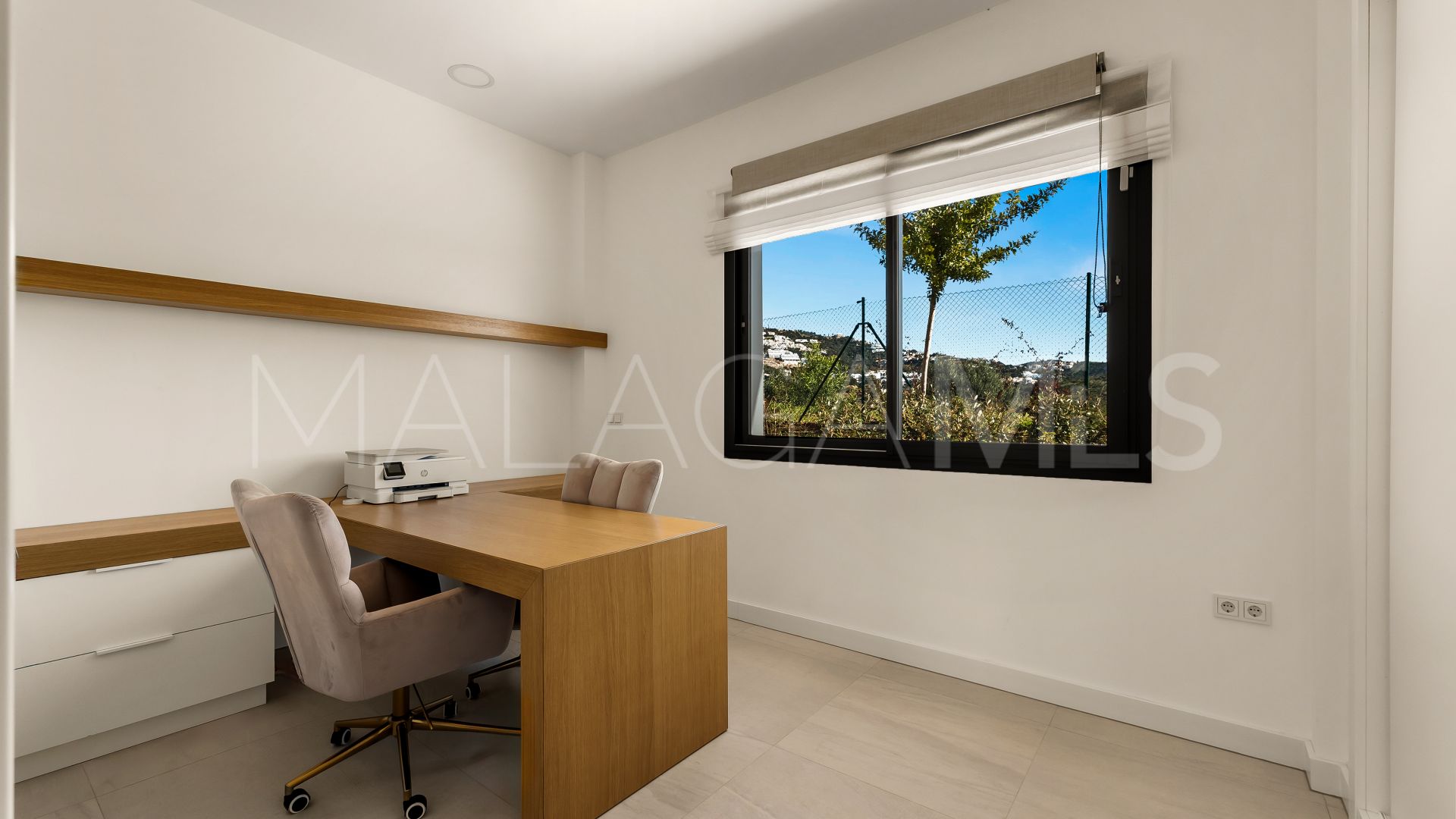 Semi detached house with 5 bedrooms for sale in Rio Real