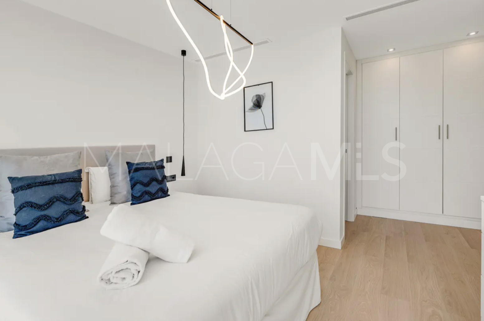 Villa for sale in Artola