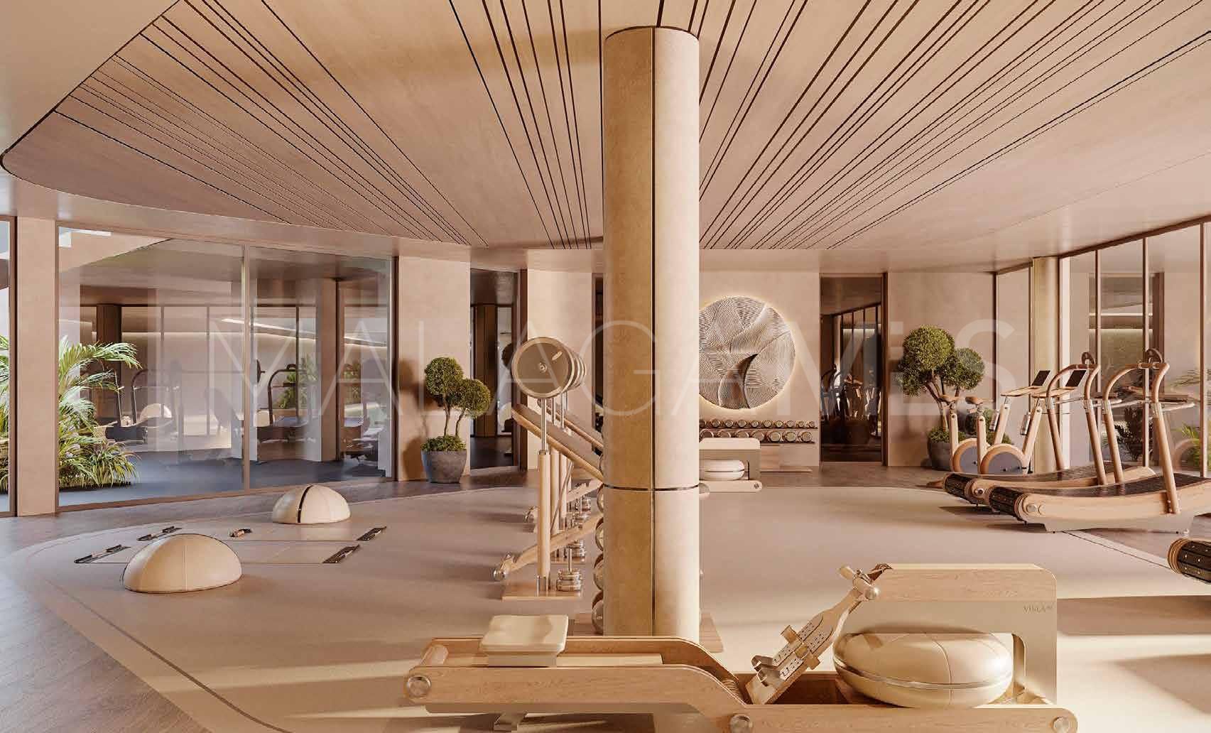 Villa for sale in Estepona