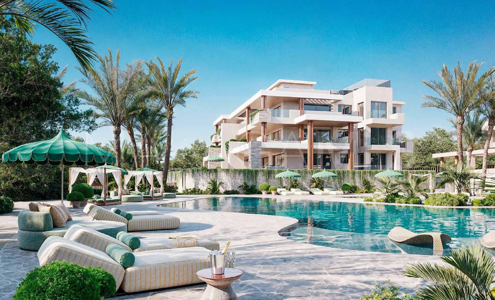 Buy duplex penthouse in Estepona with 3 bedrooms