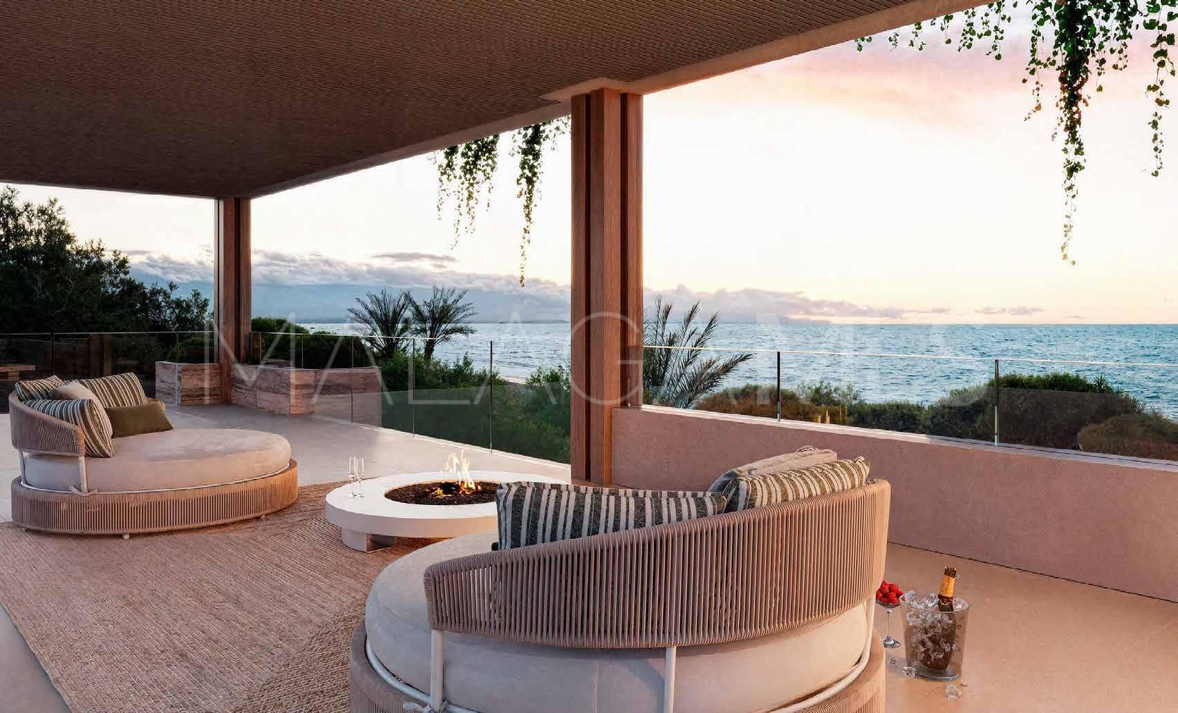Buy duplex penthouse in Estepona with 3 bedrooms