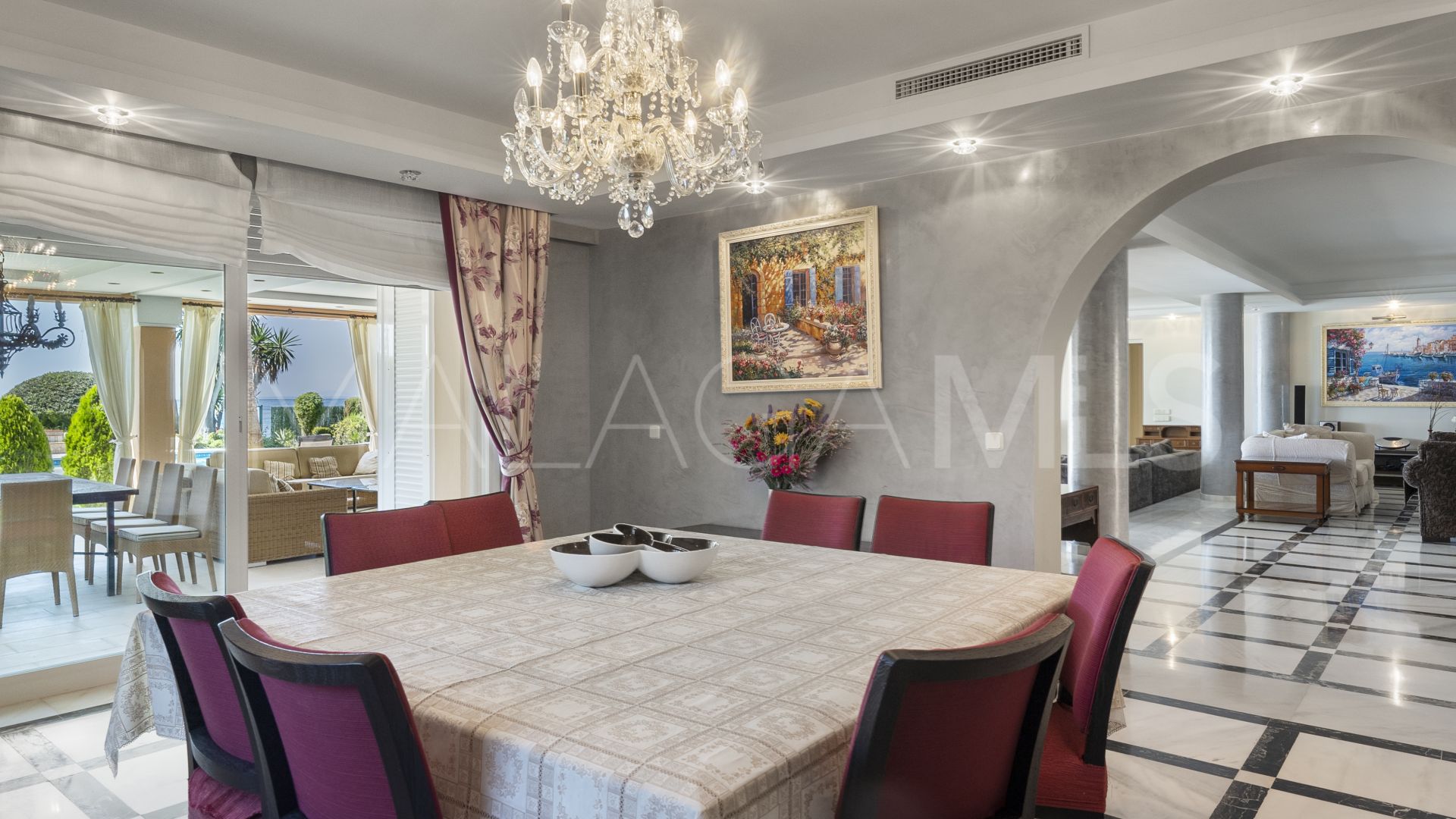 For sale Benamara villa