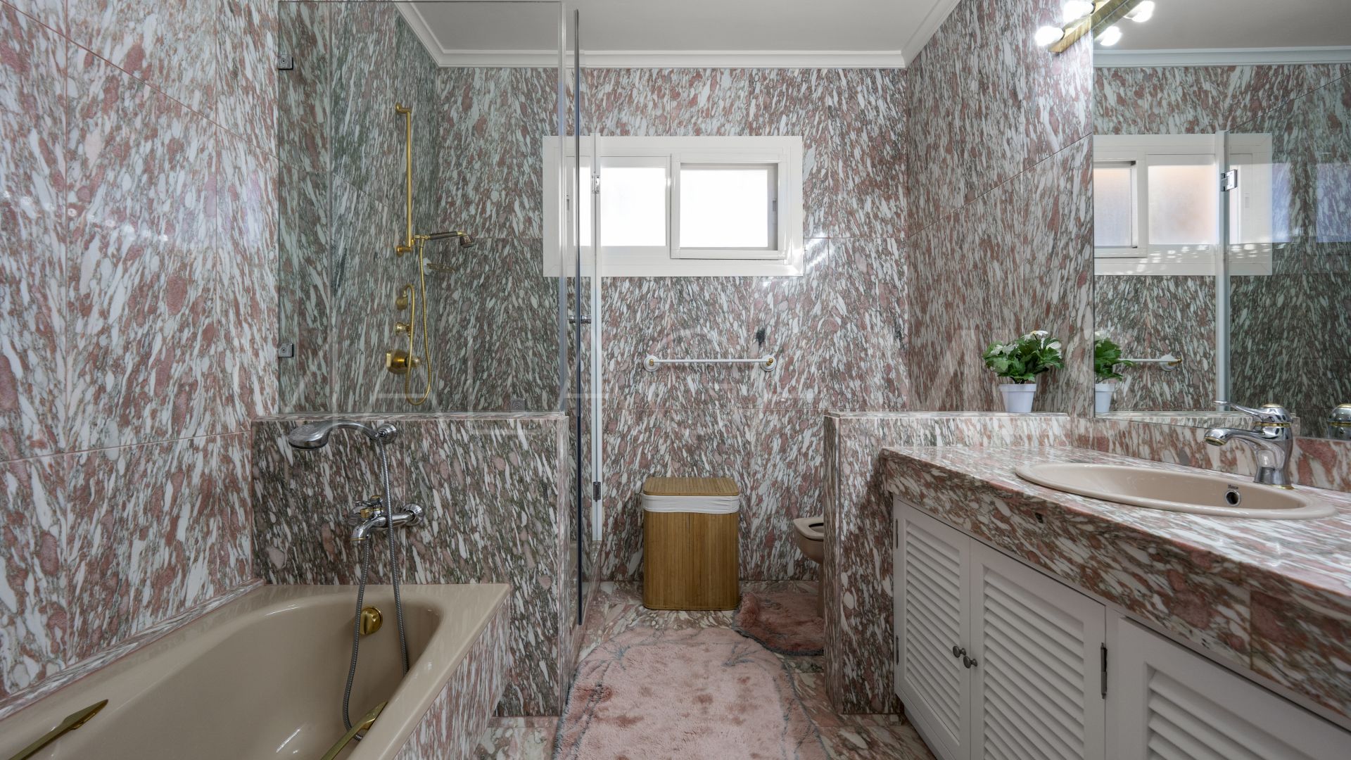 For sale Benamara villa