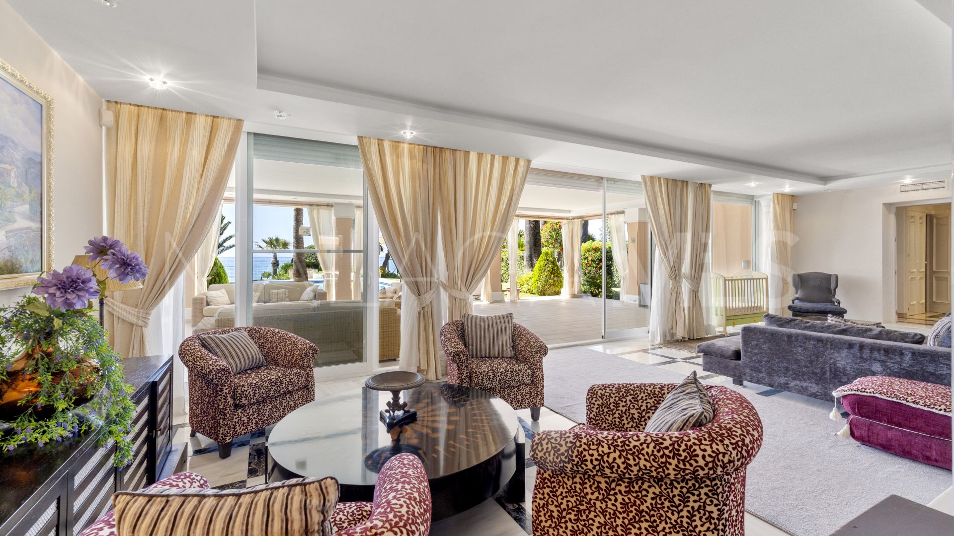 For sale Benamara villa