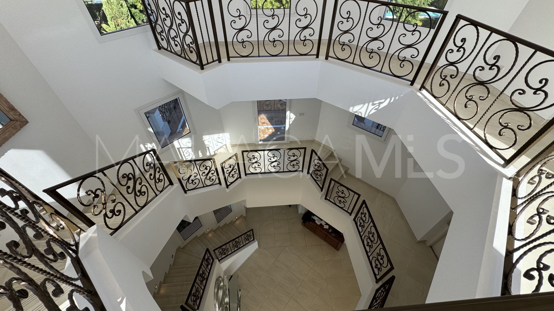 Villa for sale in Los Flamingos Golf