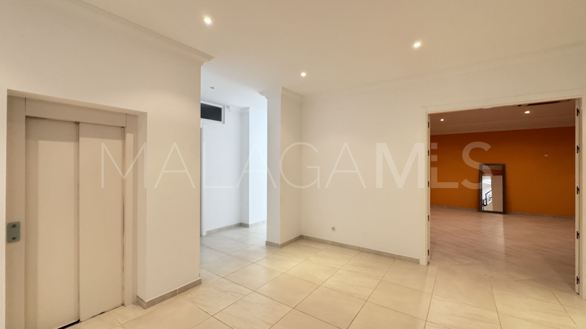 Villa for sale in Los Flamingos Golf