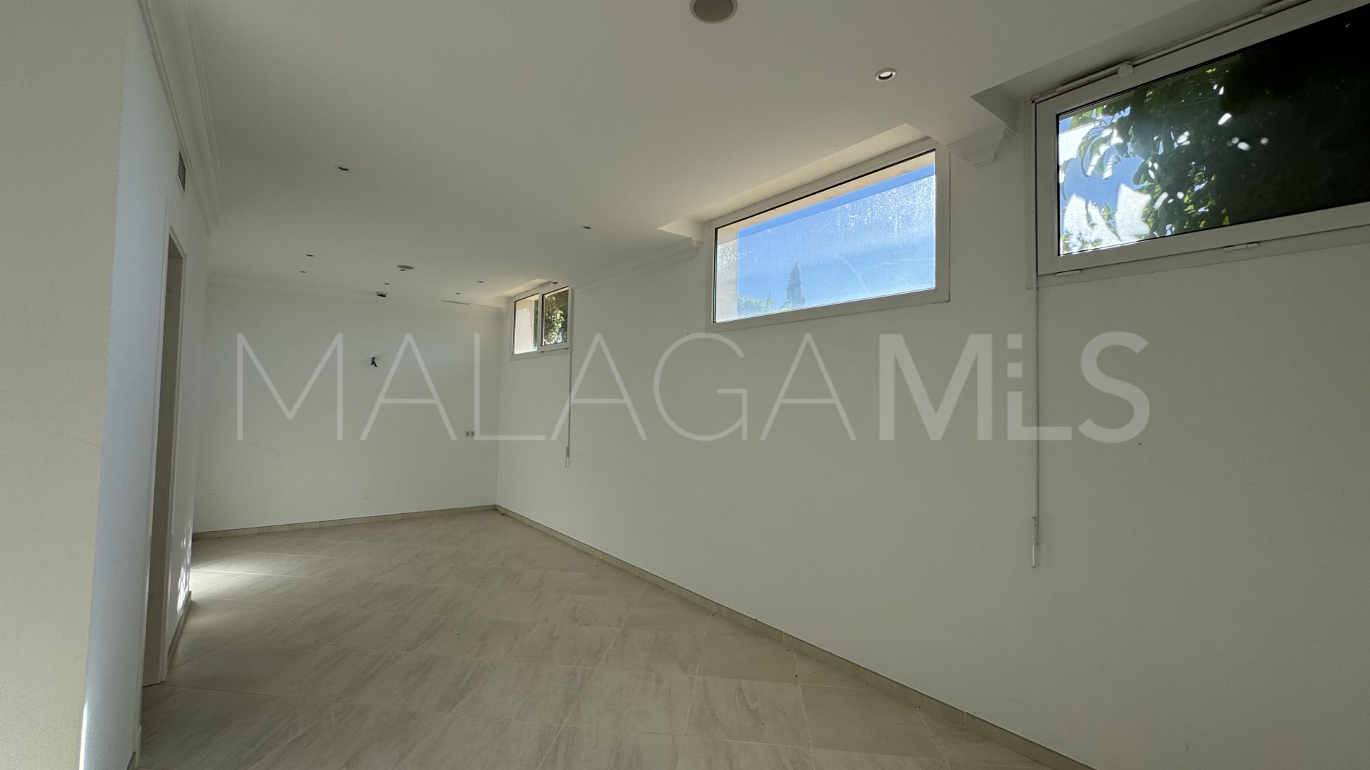 Villa for sale in Los Flamingos Golf