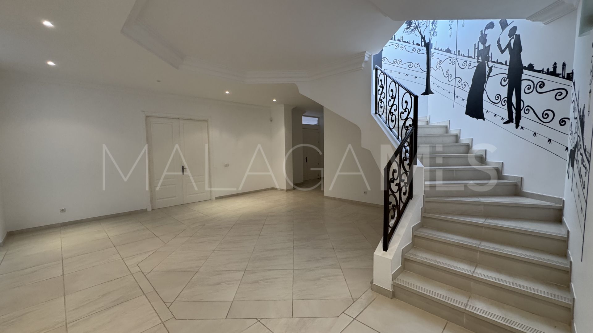 Villa for sale in Los Flamingos Golf