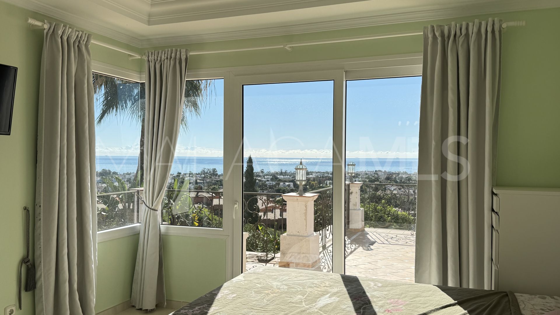 Villa for sale in Los Flamingos Golf